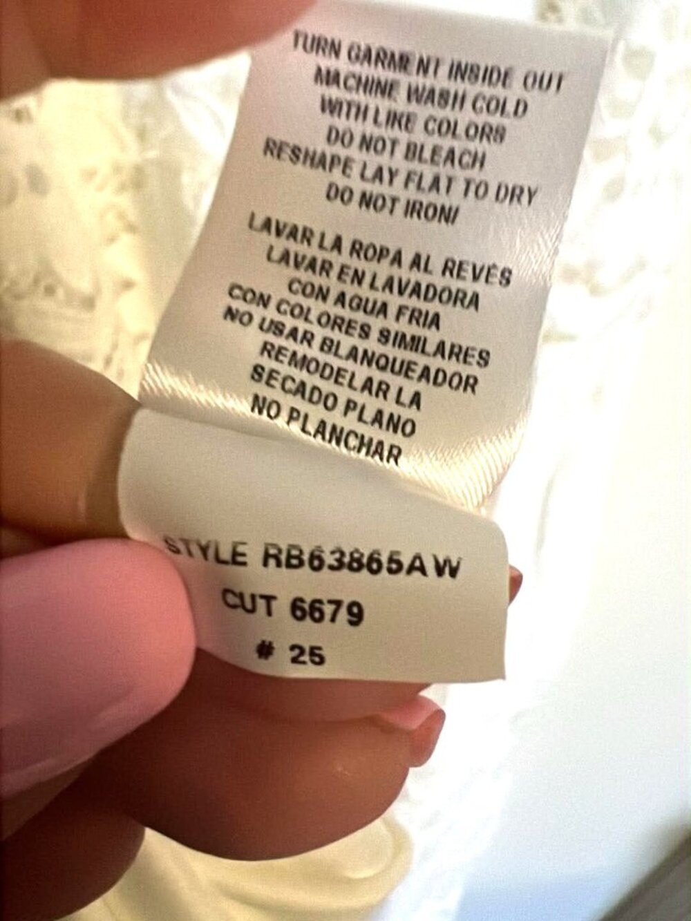 Signature by Robbie Bee White Lace Maxi Dress – Size 2X - Picture 9 of 9